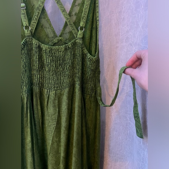 Dark Green Boutique Dress - Picture 8 of 15